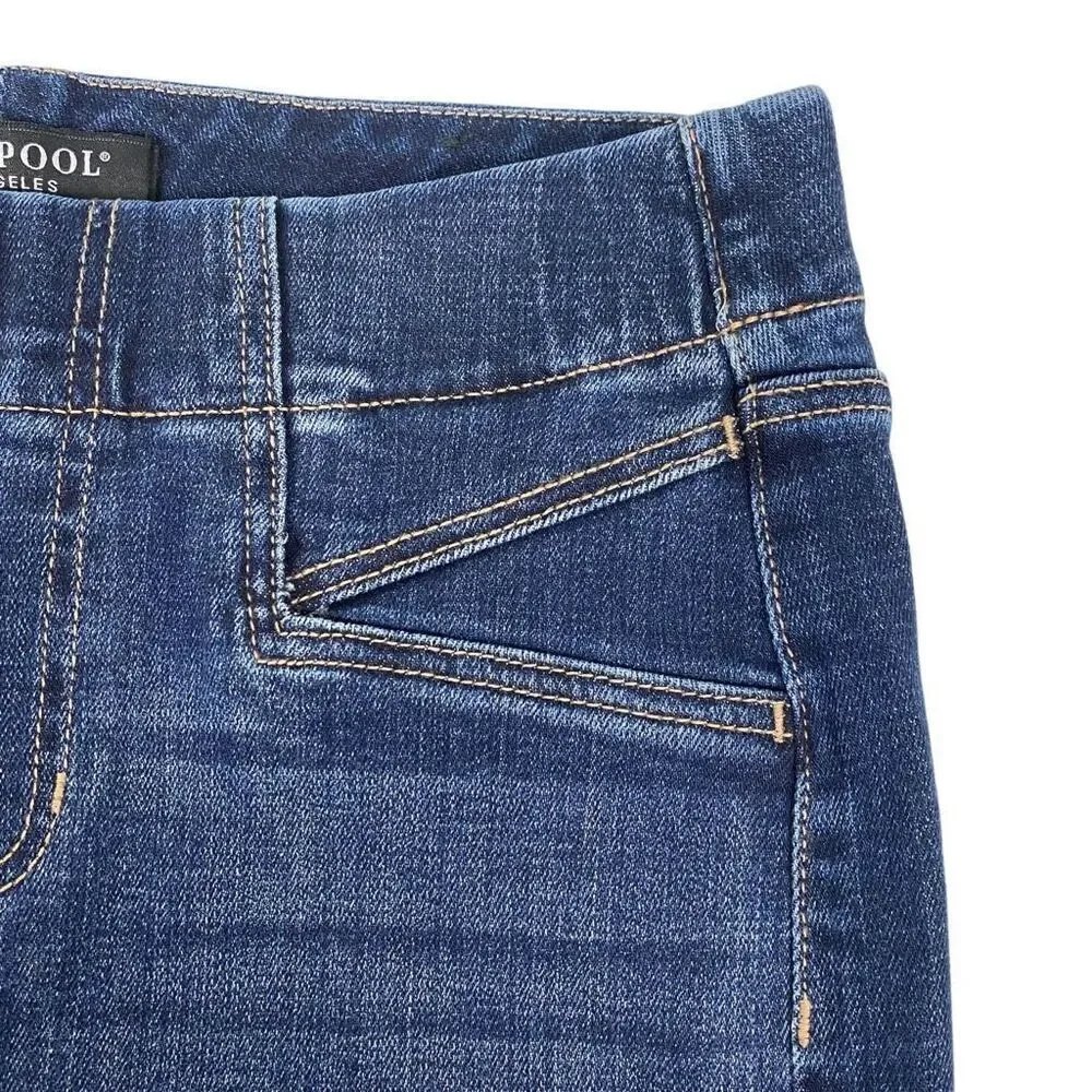 Liverpool Josette Cat Eye Pocket Pull On Denim Skirt with Frayed hem size 0/25